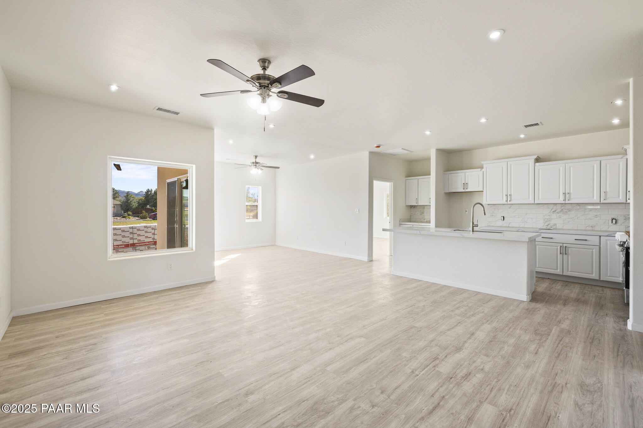 7959 E Las Flores Avenue