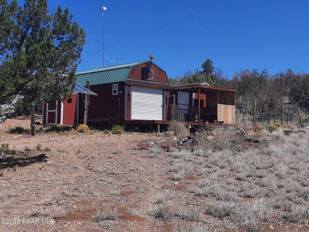 Photo of 1309 W Badger Flats Road, Seligman, AZ 86337 (MLS # 1082767)