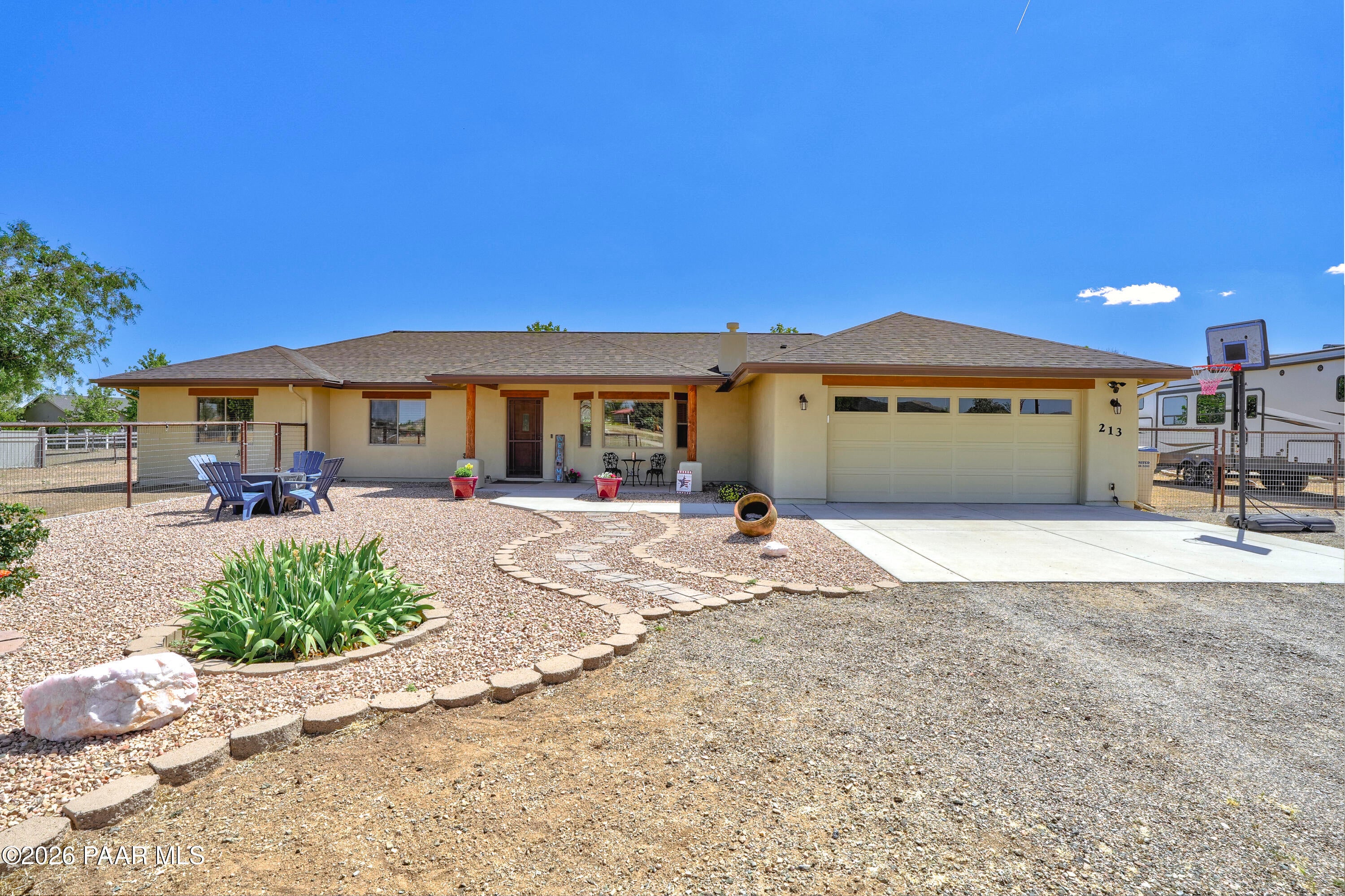 213 N Sycamore Vista Drive