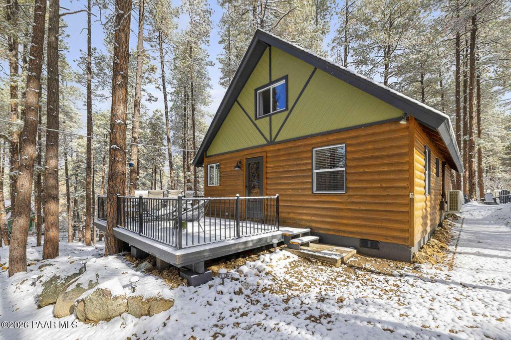 Photo of 1363 E Silver King Circle #-A, Prescott, AZ 86303 (MLS # 1081874)