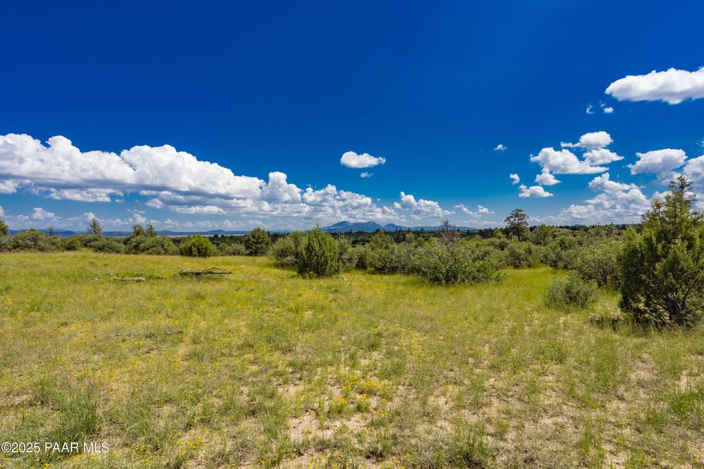 Photo of 000 N Las Vegas Road, Prescott, AZ 86305 (MLS # 1078149)