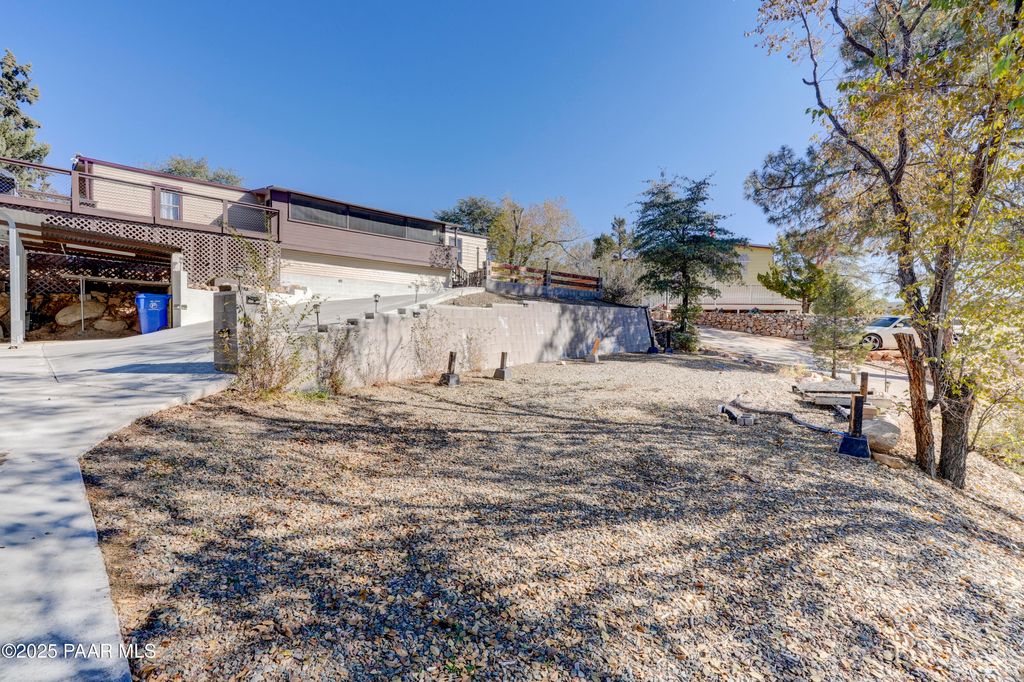 Photo of 820 Oak Terrace Drive, Prescott, AZ 86301 (MLS # 1077867)