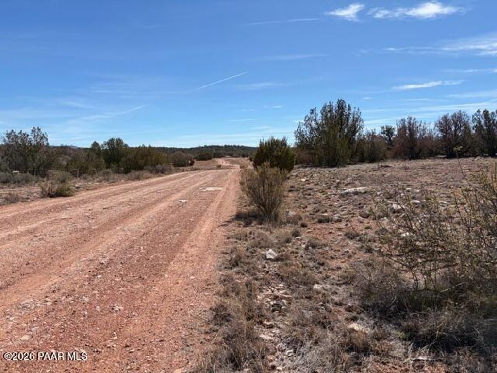 Photo of 58102 Bridge Canyon Road, Seligman, AZ 86337 (MLS # 1079933)