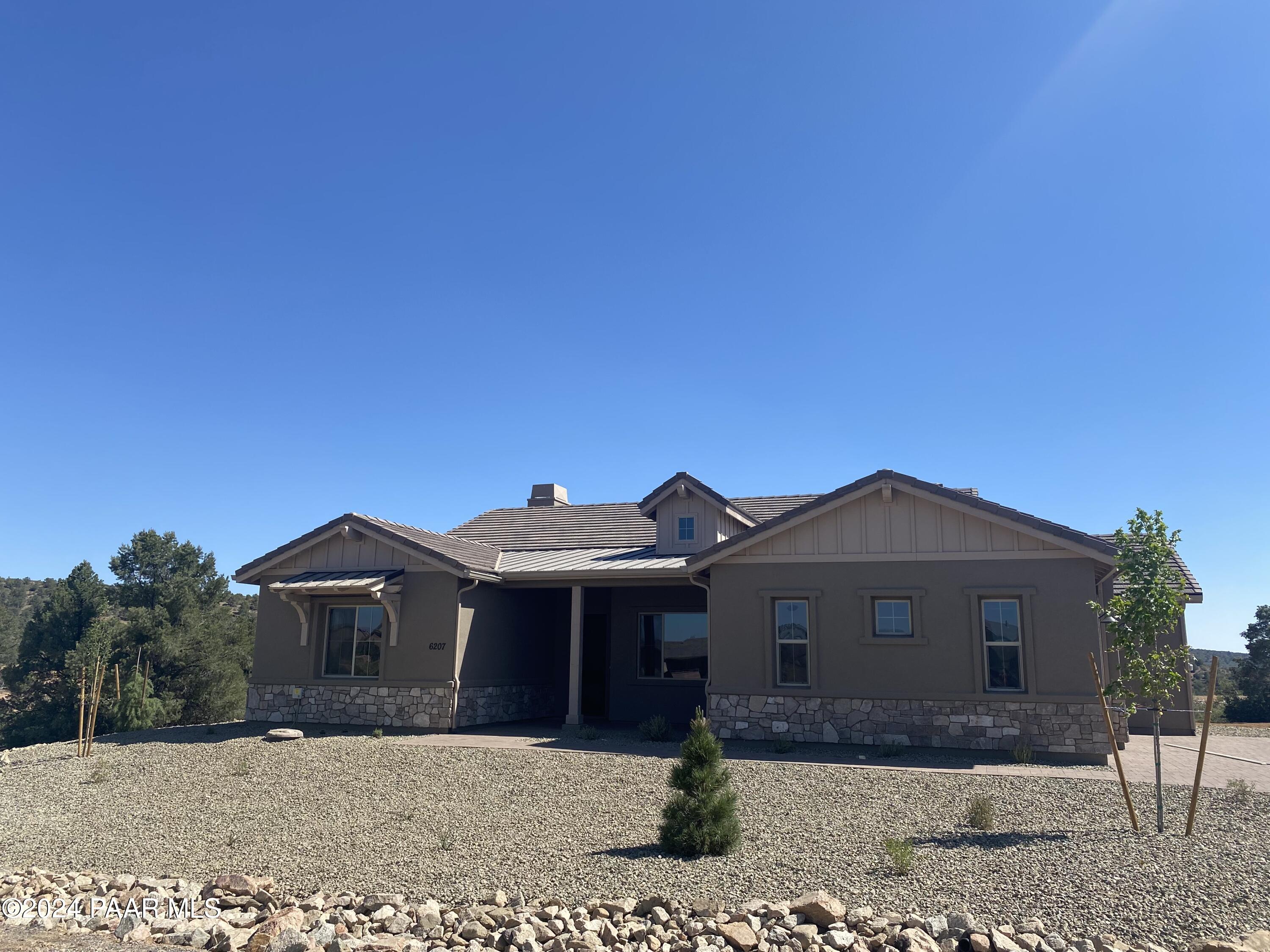 12525 N Whispering Canyon Drive