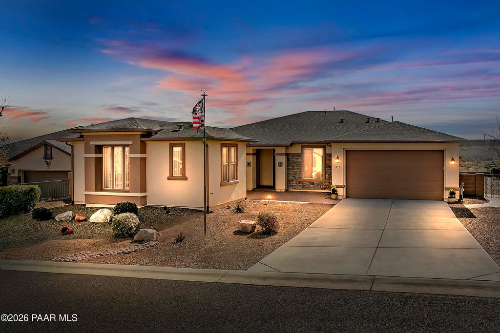 Photo of 1016 N Wide Open Trail, Prescott Valley, AZ 86314 (MLS # 1079532)