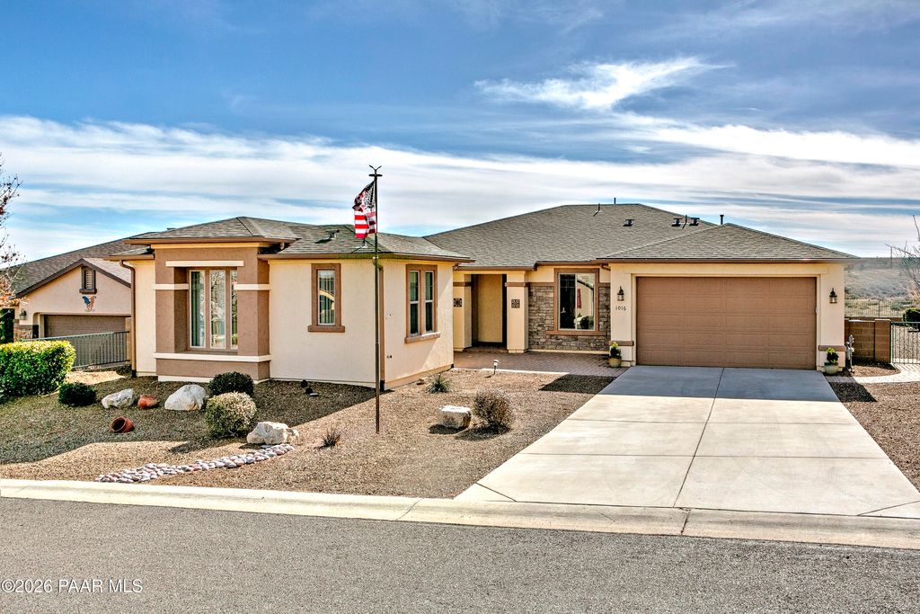 Photo of 1016 N Wide Open Trail, Prescott Valley, AZ 86314 (MLS # 1079532)