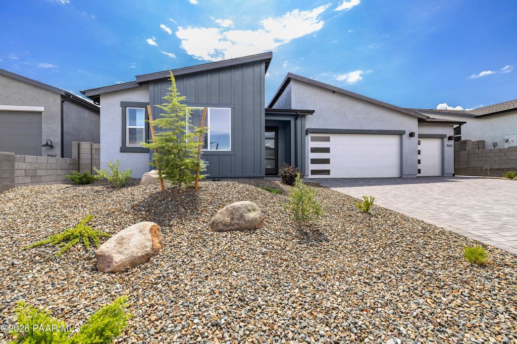 Photo of 7555 E Louie Lane, Prescott Valley, AZ 86315 (MLS # 1079589)