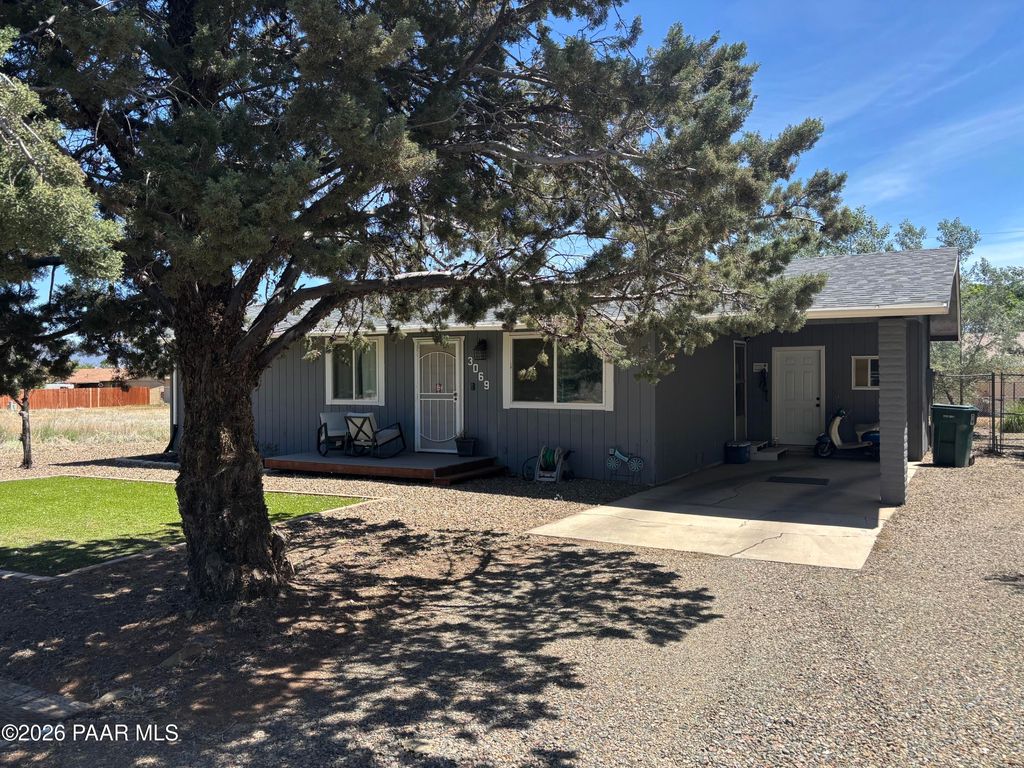 Photo of 3069 N Constance Drive, Prescott Valley, AZ 86314 (MLS # 1081453)