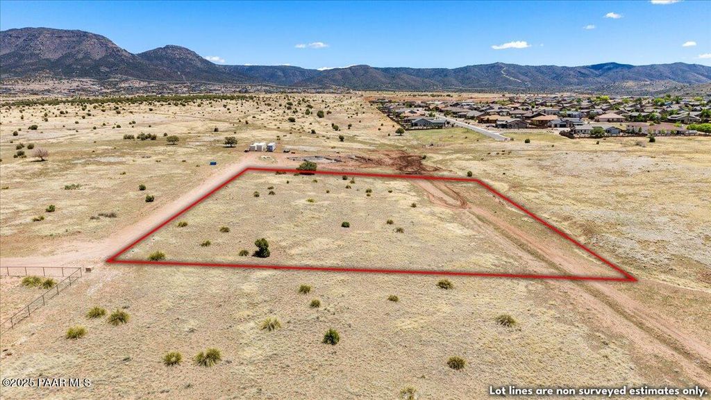 Photo of 0000 N Caliber Road, Prescott Valley, AZ 86315 (MLS # 1081138)