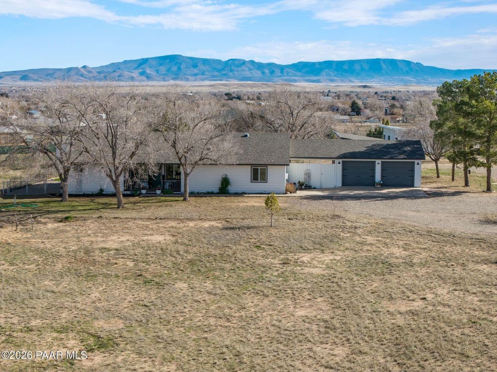 Photo of 283 N Reed Road, Chino Valley, AZ 86323 (MLS # 1078719)