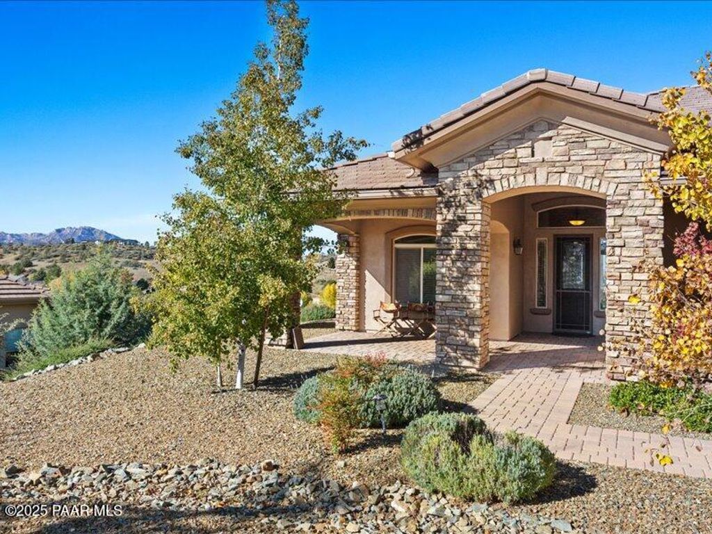 Photo of 120 E Soaring Avenue, Prescott, AZ 86301 (MLS # 1077421)