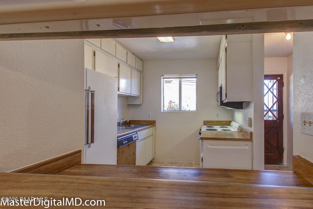 Photo of 1617 Canada Crescent Cres, Prescott, AZ 86303 (MLS # 1079342)