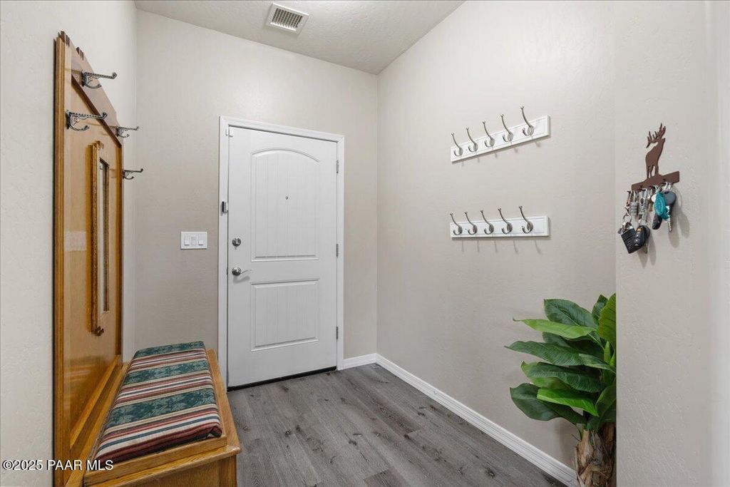 Photo of 8191 E Gale Road, Prescott Valley, AZ 86314 (MLS # 1077667)