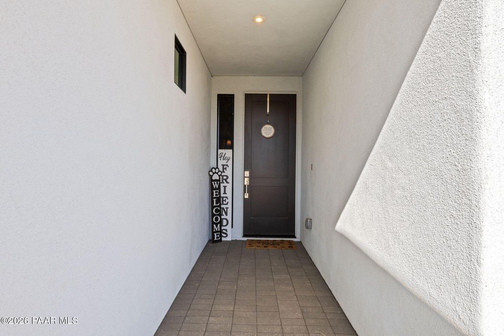 Photo of 5794 E Killen Loop, Prescott Valley, AZ 86314 (MLS # 1080013)