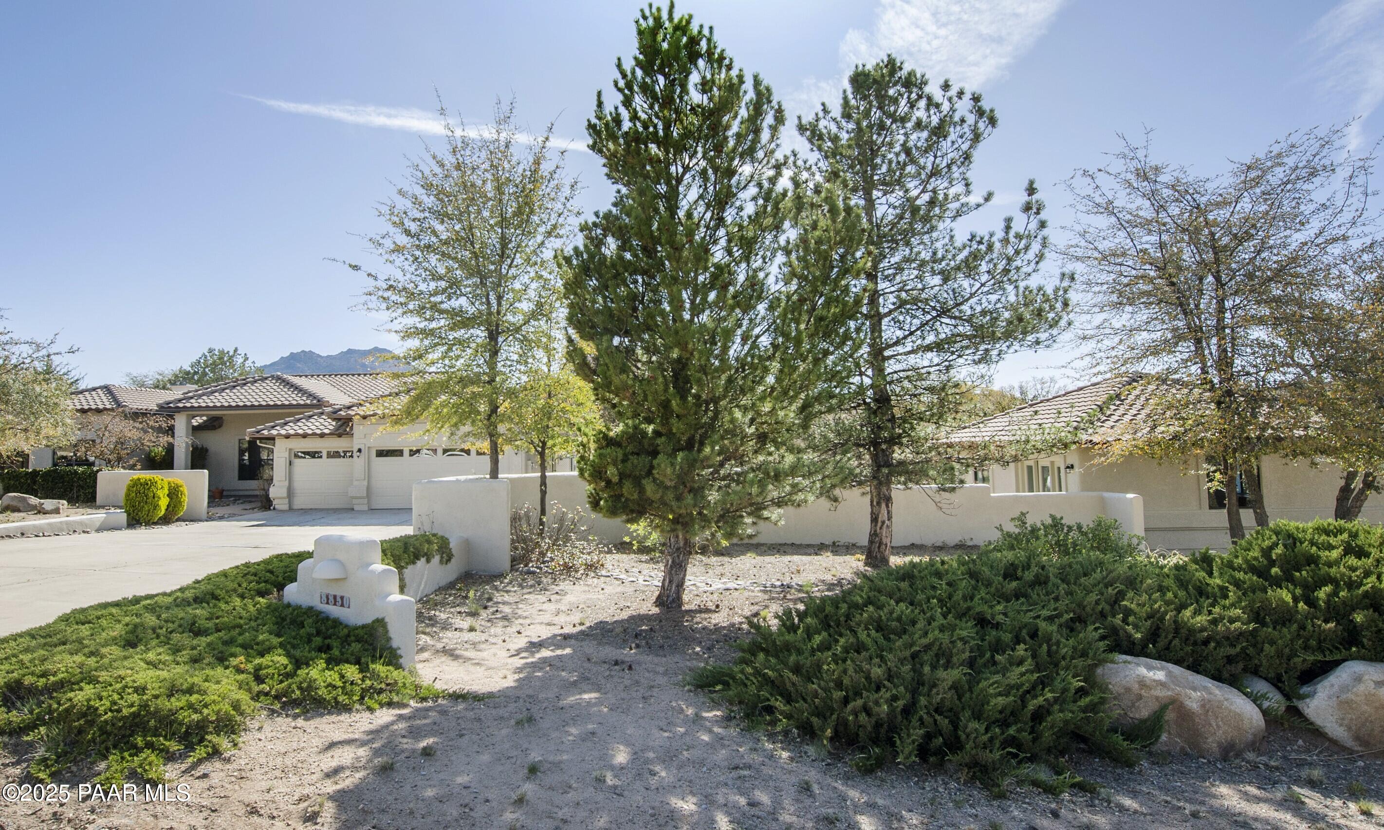 8850 N Live Oak Drive