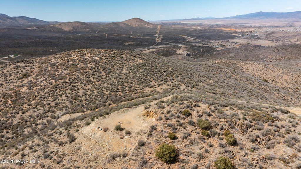 Photo of 264 Acres Off Wolfpack Trail, Mayer, AZ 86333 (MLS # 1081800)