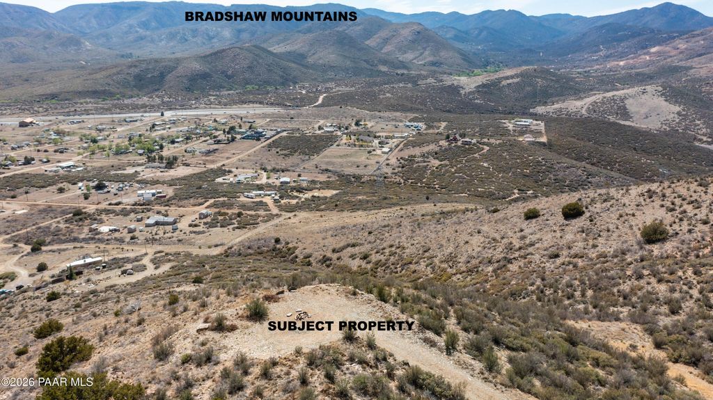 Photo of 264 Acres Off Wolfpack Trail, Mayer, AZ 86333 (MLS # 1081800)