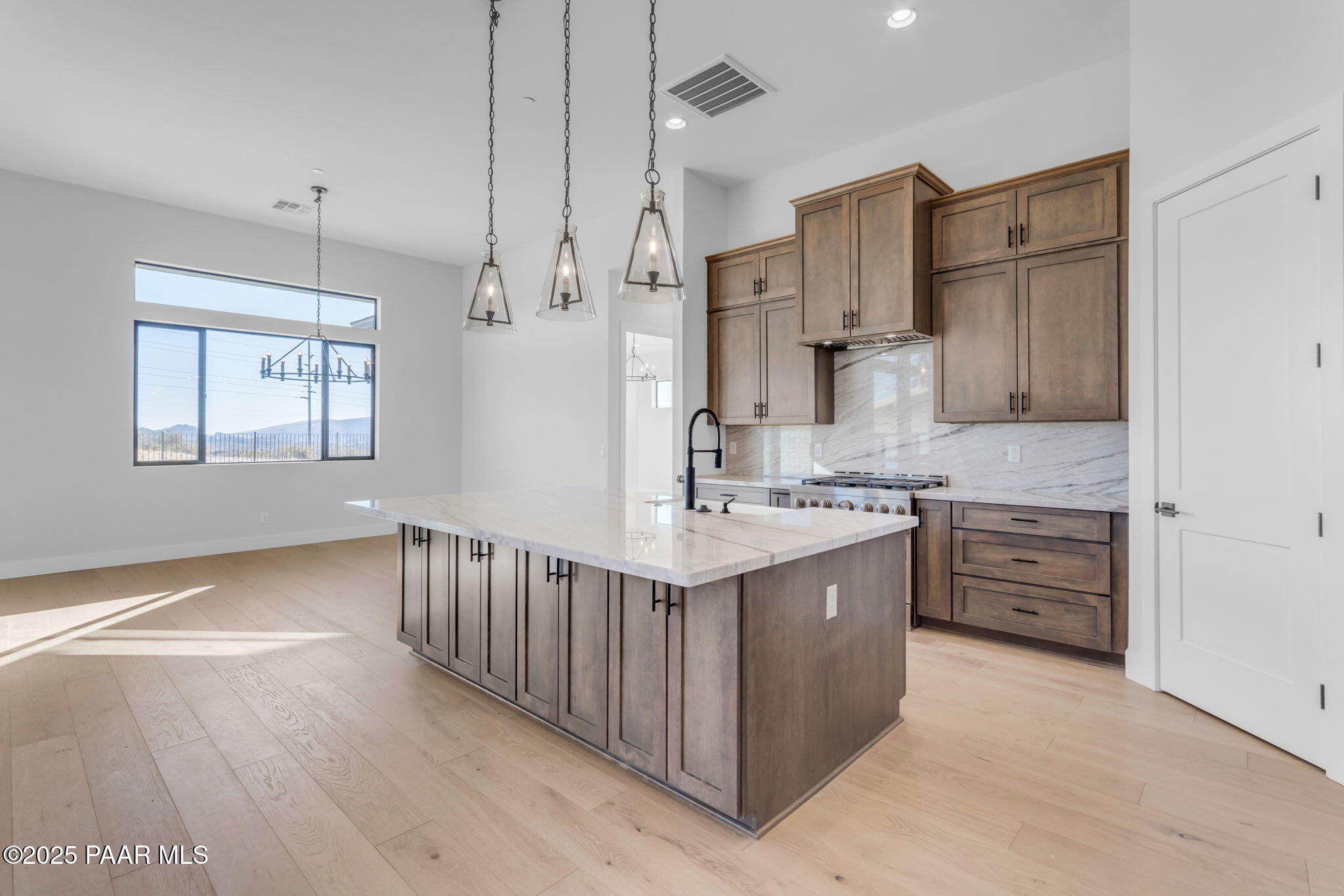 5649 Meridian Court