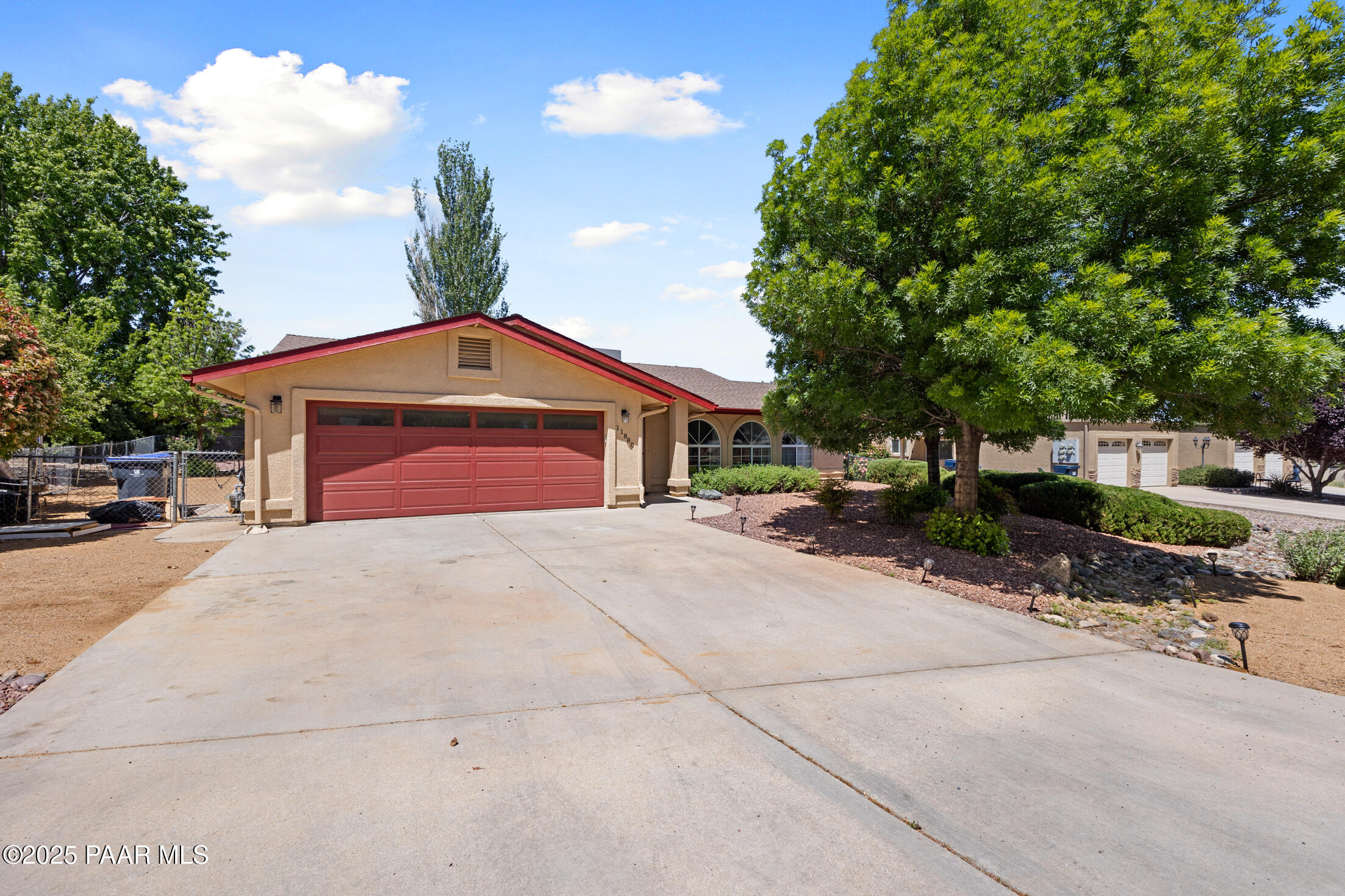 11880 E Stirrup High Dr E