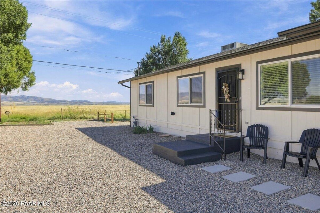 Photo of 8995 E Sommer Drive, Prescott Valley, AZ 86314 (MLS # 1085568)