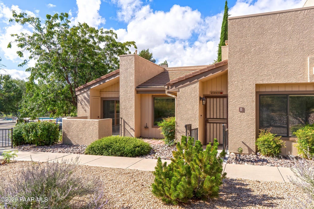 Photo of 2200 Resort Way #12d, Prescott, AZ 86301 (MLS # 1085145)