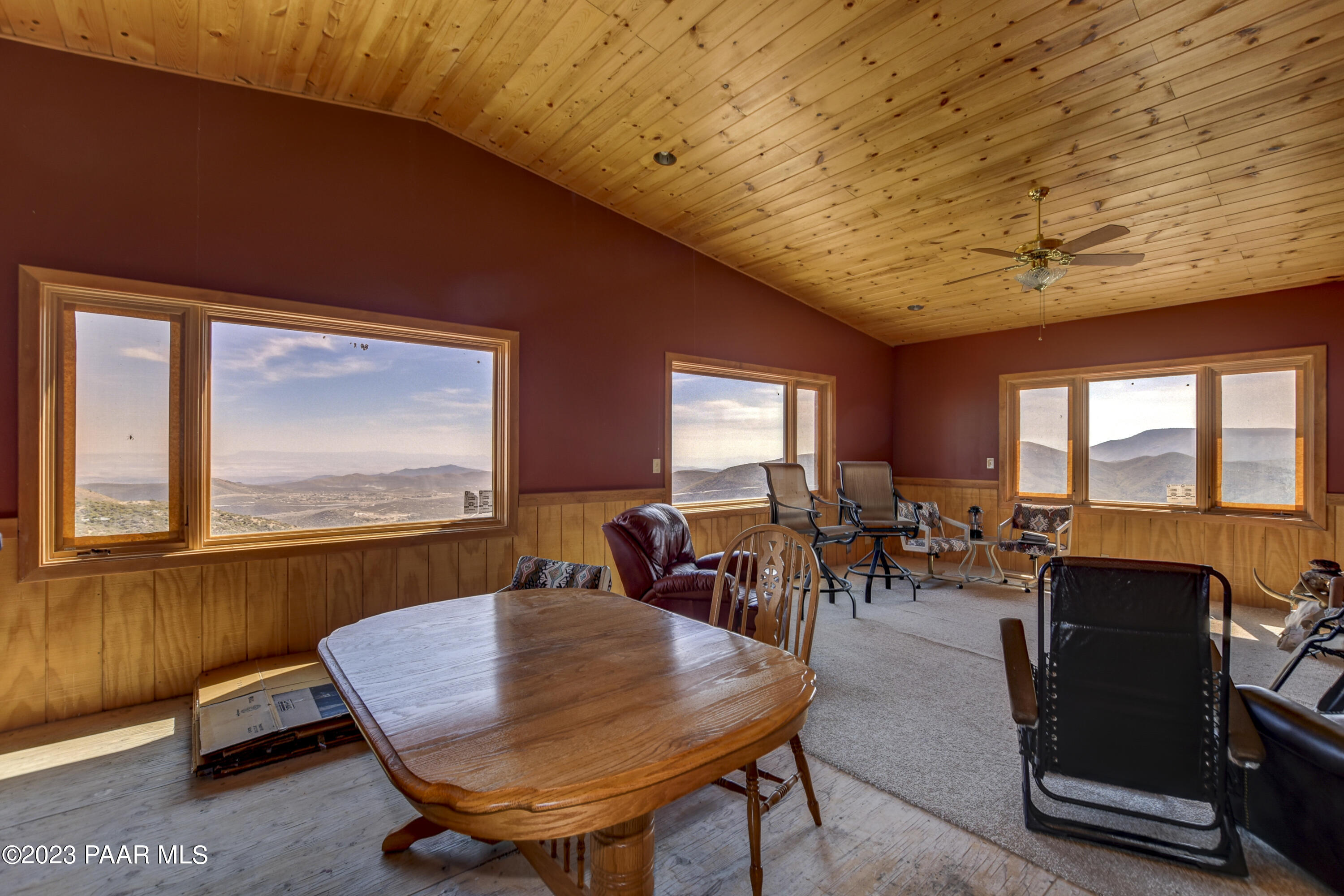 5520 S Hawk Mountain Trail