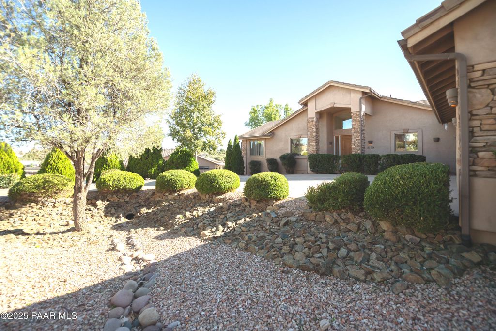 Photo of 5730 Symphony Drive, Prescott, AZ 86305 (MLS # 1077004)
