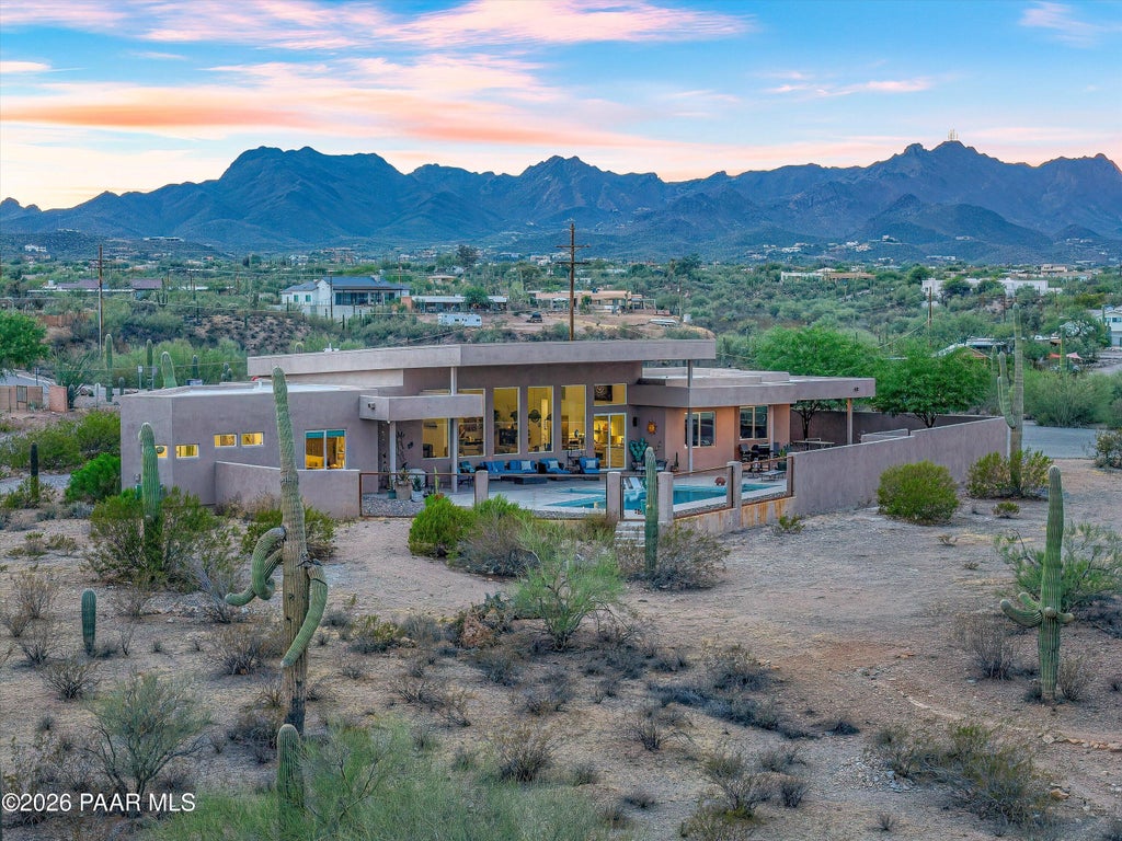 Photo of 2802 N Cerrada De Beto Drive, Tucson, AZ 85745 (MLS # 1083861)