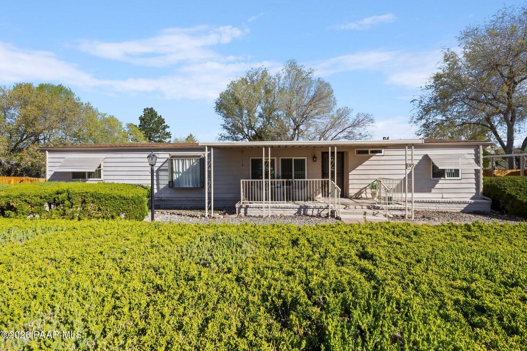 Photo of 1375 Lakeview Road, Prescott, AZ 86301 (MLS # 1080584)