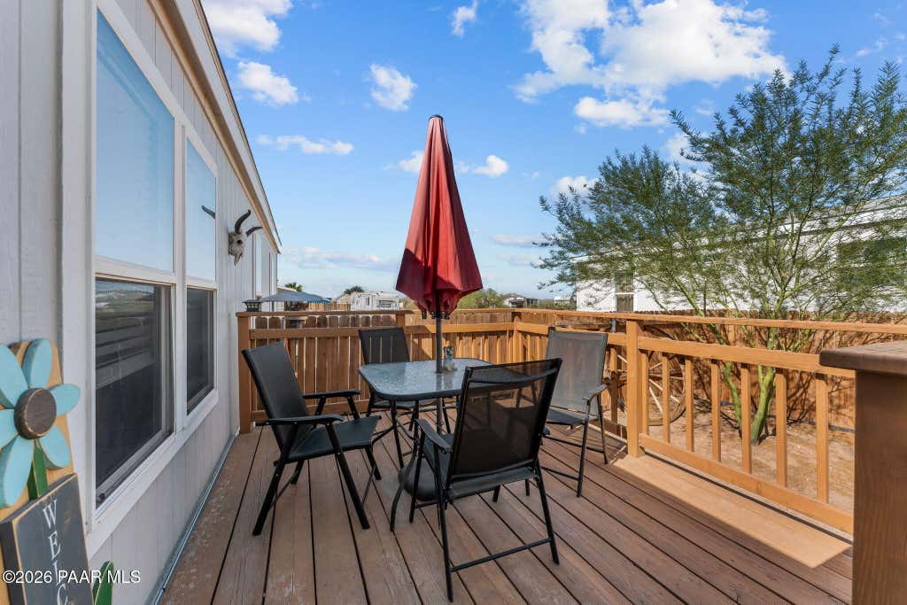 Photo of 512 W Claessens Drive, Morristown, AZ 85342 (MLS # 1084691)