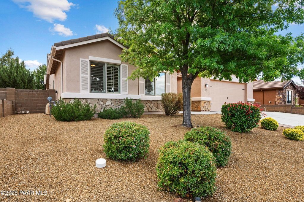 Photo of 1711 Claire Street, Prescott, AZ 86301 (MLS # 1076785)