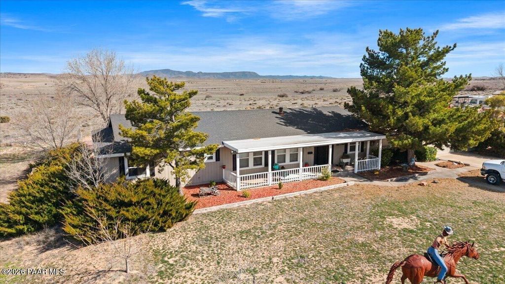 Photo of 3535 N State Route 89, Chino Valley, AZ 86323 (MLS # 1080014)