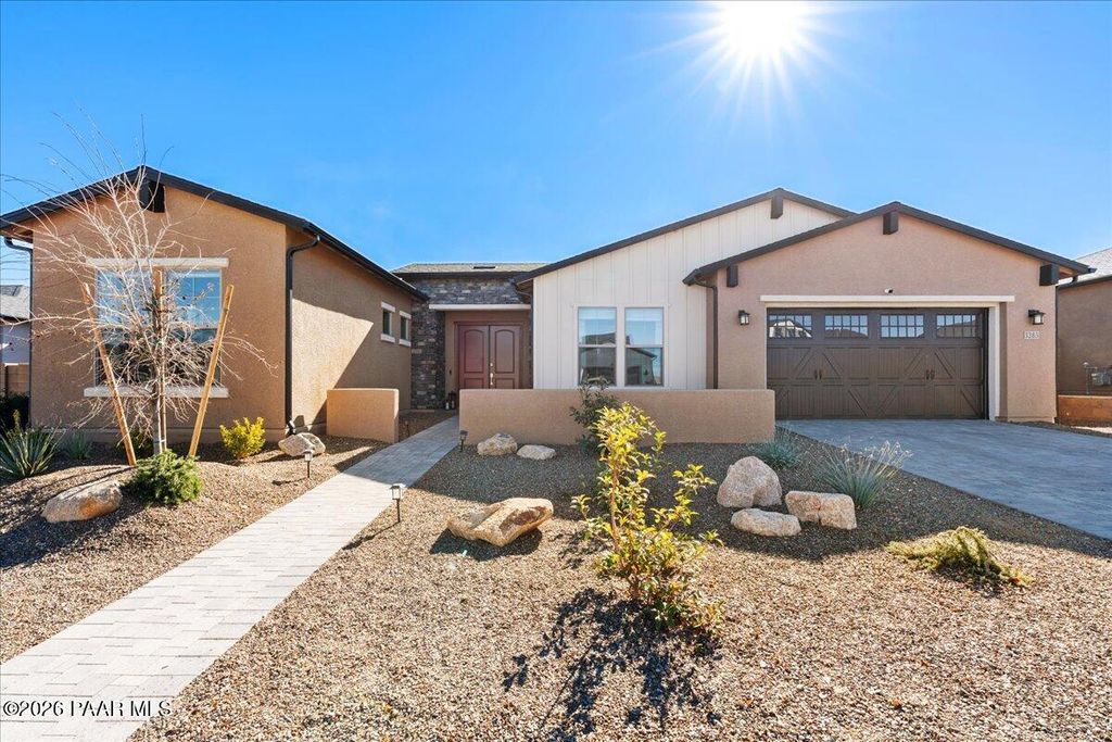 Photo of 3285 Jagged Spire Court, Prescott, AZ 86301 (MLS # 1079091)