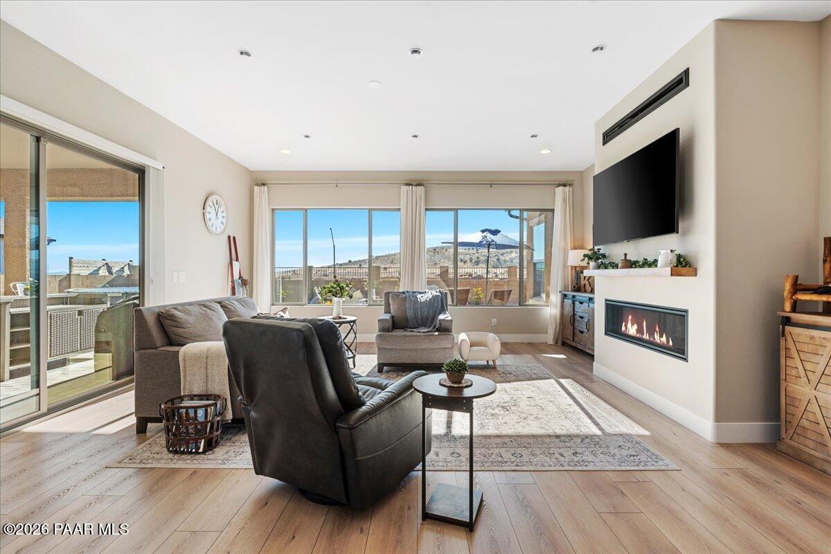 3285 Jagged Spire Court