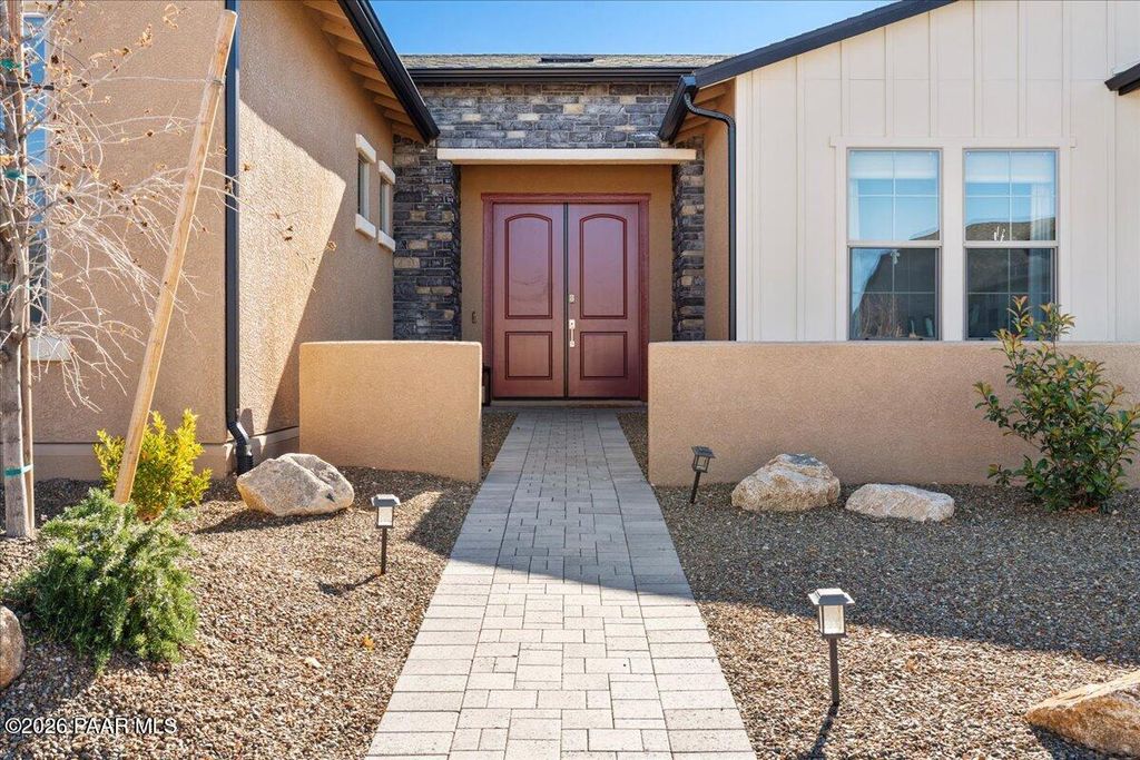 Photo of 3285 Jagged Spire Court, Prescott, AZ 86301 (MLS # 1079091)