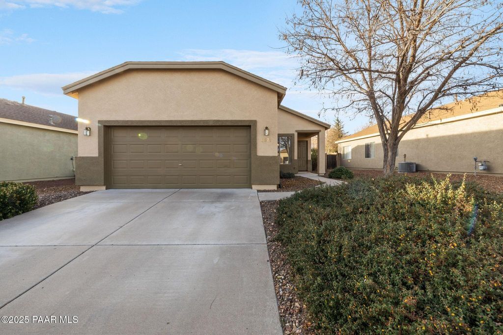 Photo of 6671 E Sandhurst Drive, Prescott Valley, AZ 86314 (MLS # 1078448)