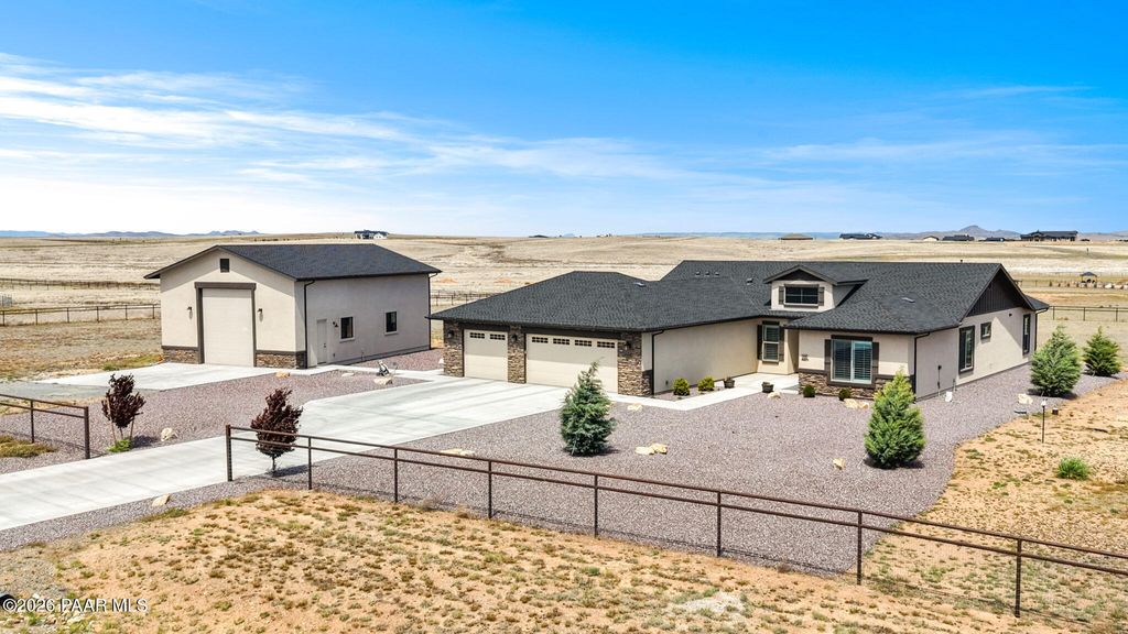 Photo of 6678 Angelina Trail, Prescott Valley, AZ 86315 (MLS # 1081267)