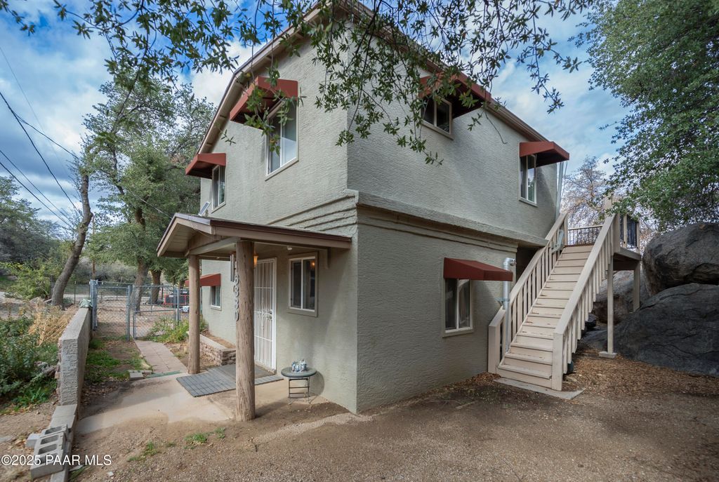 Photo of 16830 W West Way, Yarnell, AZ 85362 (MLS # 1077935)