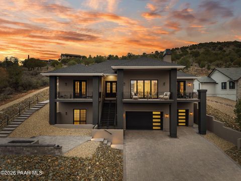 Photo of 1014 Sunrise Boulevard, Prescott, AZ 86301 (MLS # 1080330)