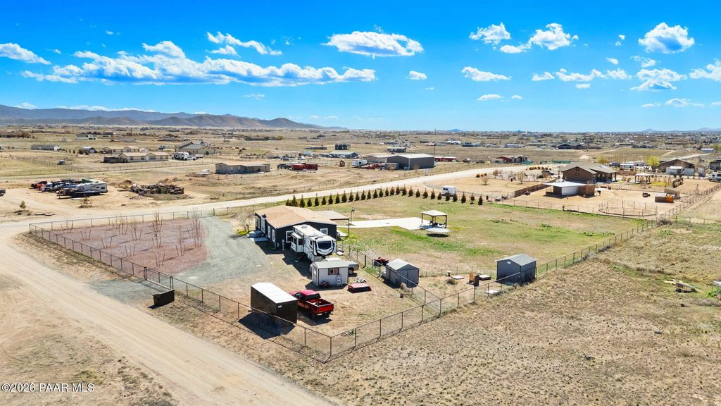 Photo of 7215 E Larkspur Way, Prescott Valley, AZ 86315 (MLS # 1080096)