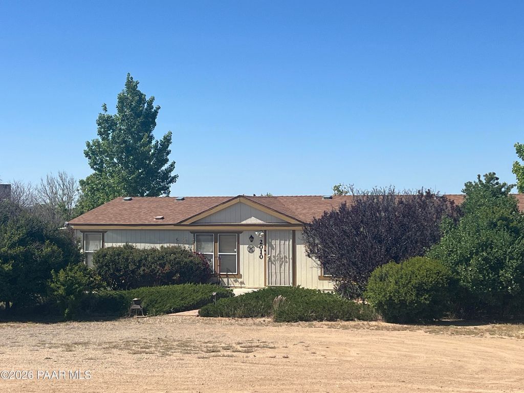 Photo of 2010 N Road 2, Chino Valley, AZ 86323 (MLS # 1081517)