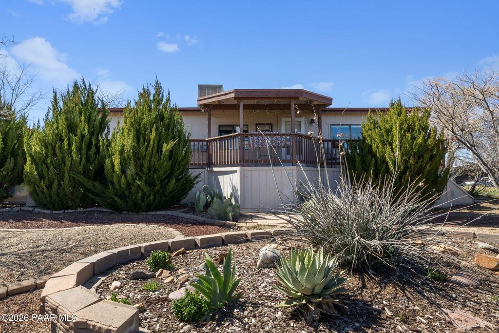 Photo of 10194 E Durham Road, Dewey-Humboldt, AZ 86327 (MLS # 1080275)