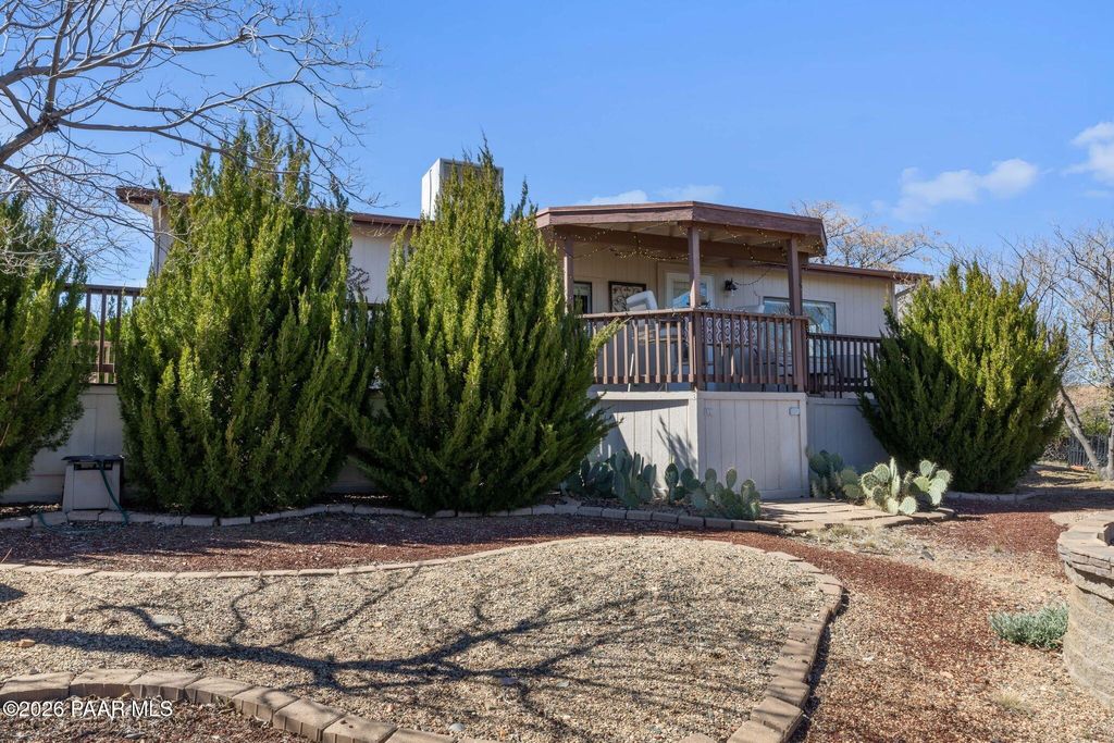 Photo of 10194 E Durham Road, Dewey-Humboldt, AZ 86327 (MLS # 1080275)
