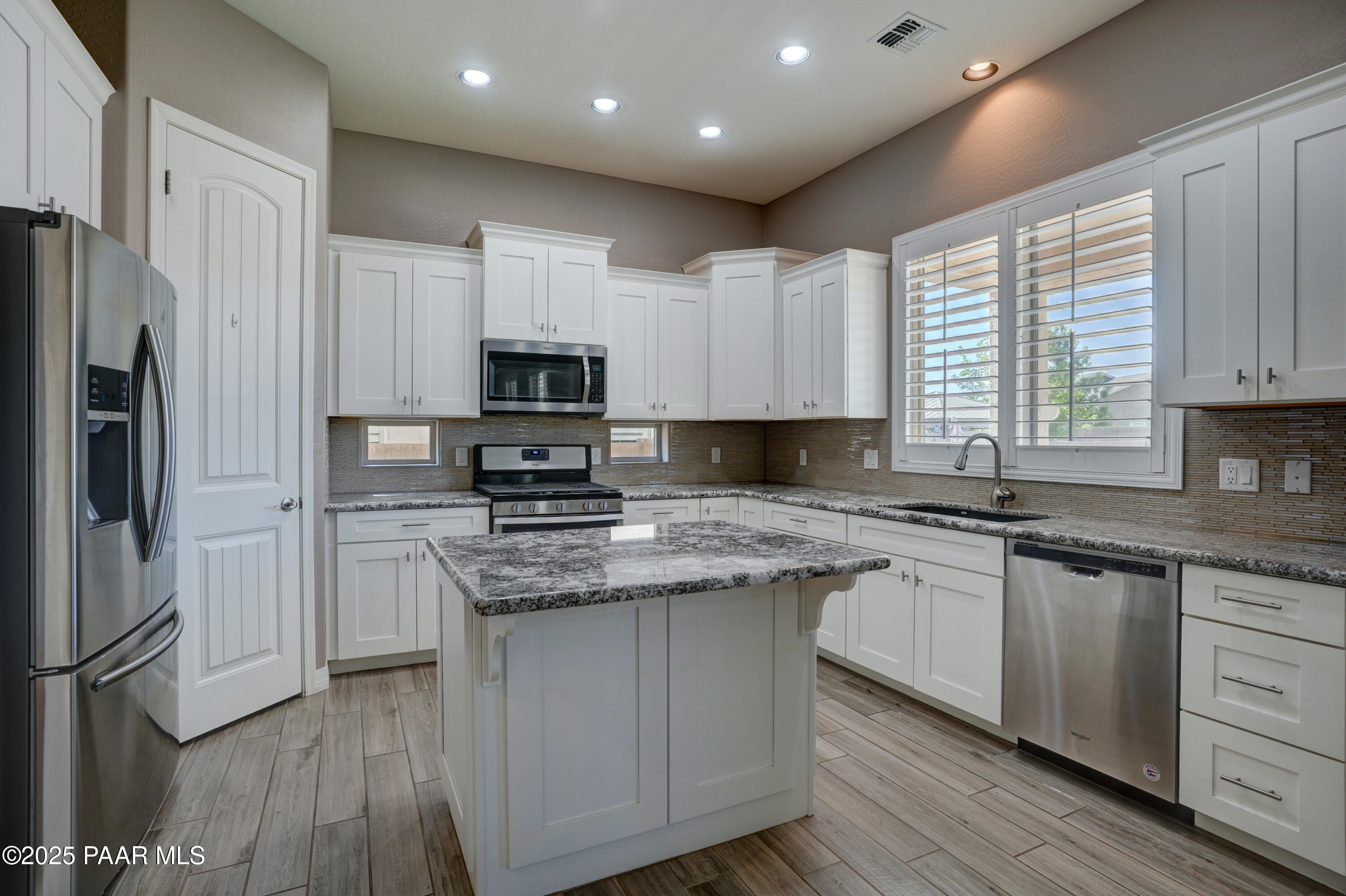 Prescott Valley, Arizona 86314, United States, 3 Bedrooms Bedrooms, ,2 BathroomsBathrooms,Residential,Active,160704