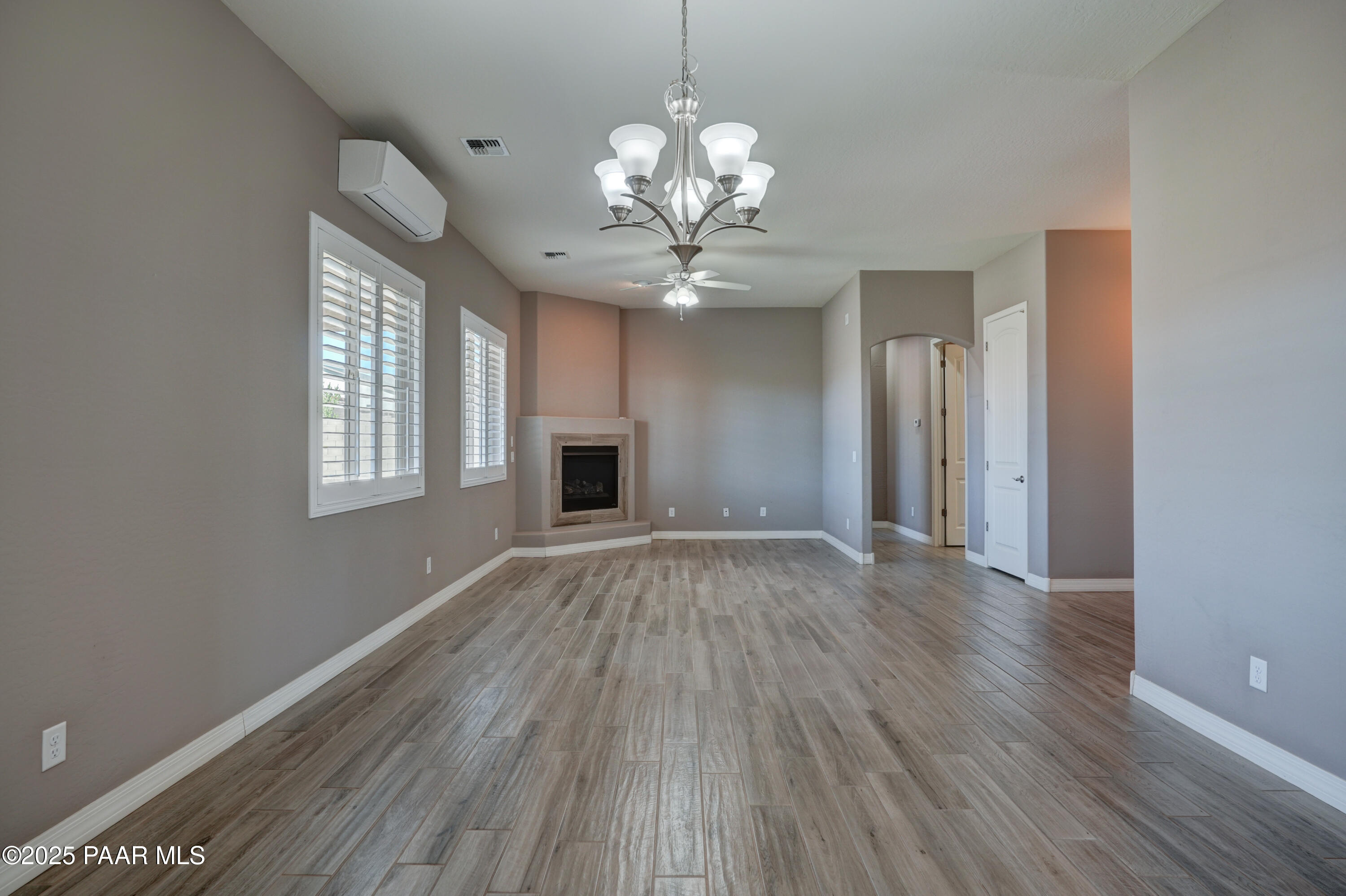 Prescott Valley, Arizona 86314, United States, 3 Bedrooms Bedrooms, ,2 BathroomsBathrooms,Residential,Active,160704