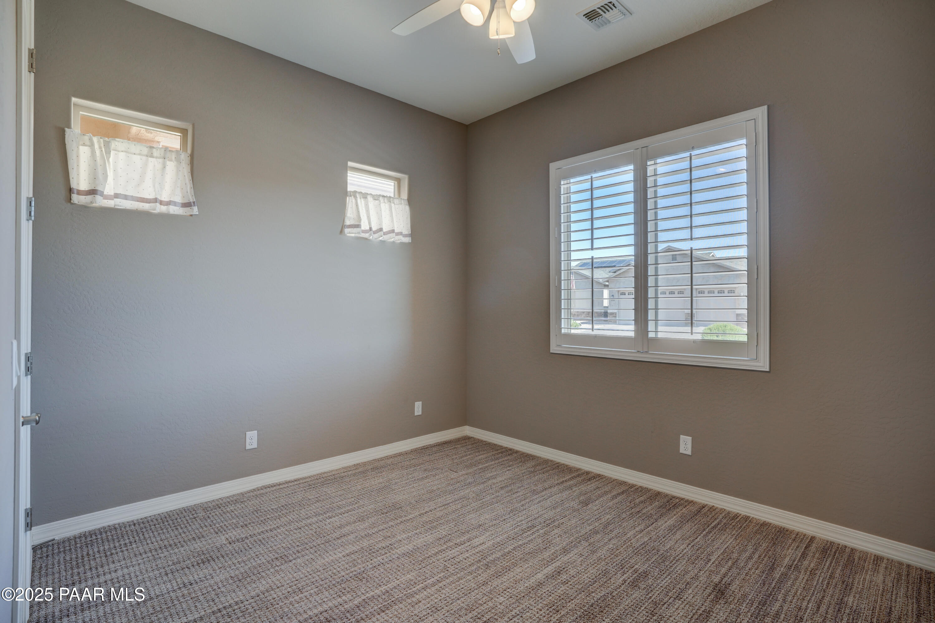 Prescott Valley, Arizona 86314, United States, 3 Bedrooms Bedrooms, ,2 BathroomsBathrooms,Residential,Active,160704