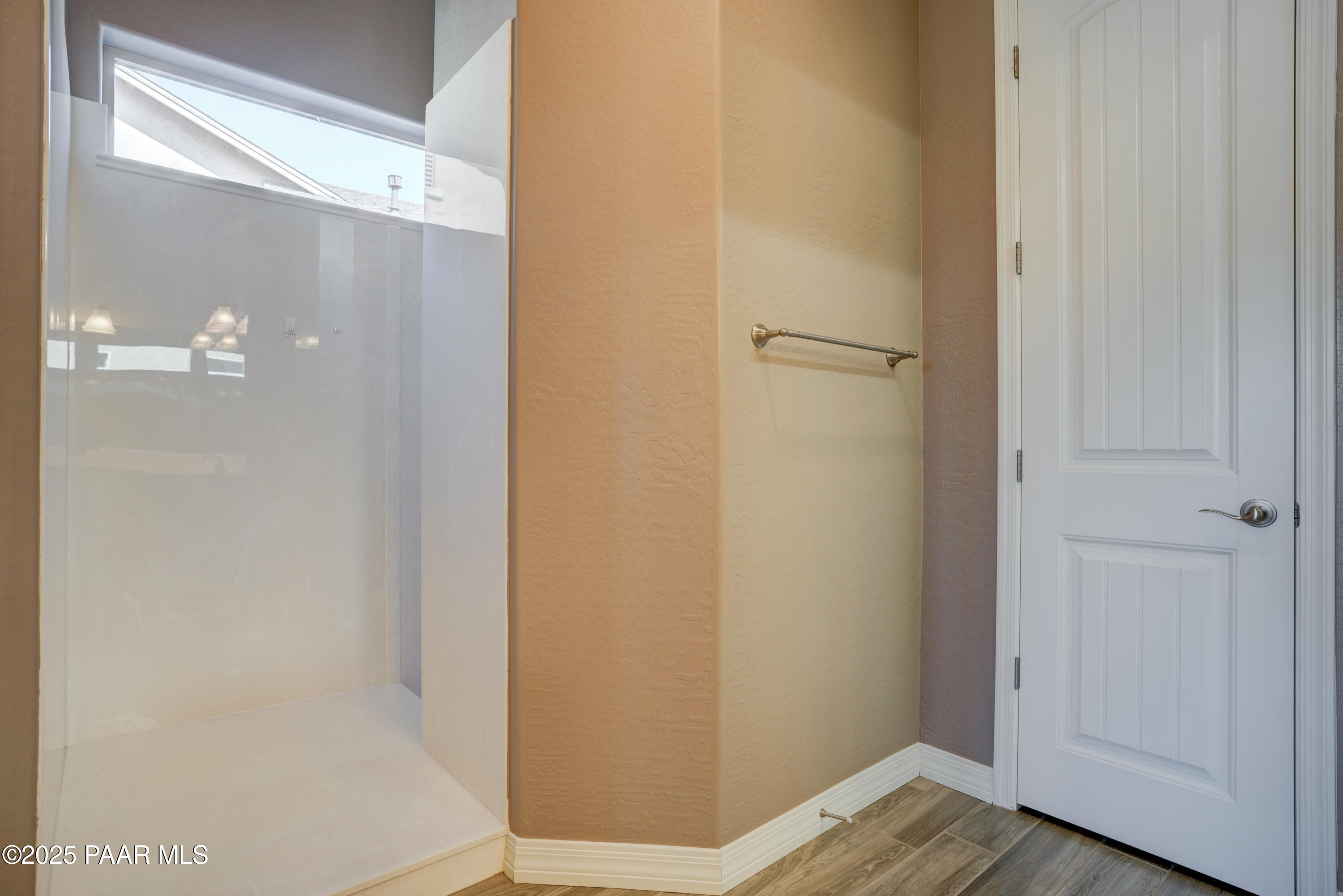 Prescott Valley, Arizona 86314, United States, 3 Bedrooms Bedrooms, ,2 BathroomsBathrooms,Residential,Active,160704