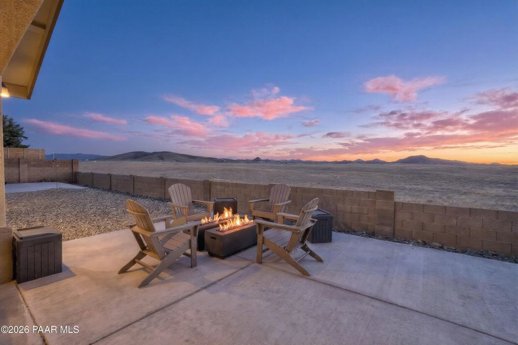 Photo of 6974 N Pinnacle Pass Drive, Prescott Valley, AZ 86315 (MLS # 1082063)