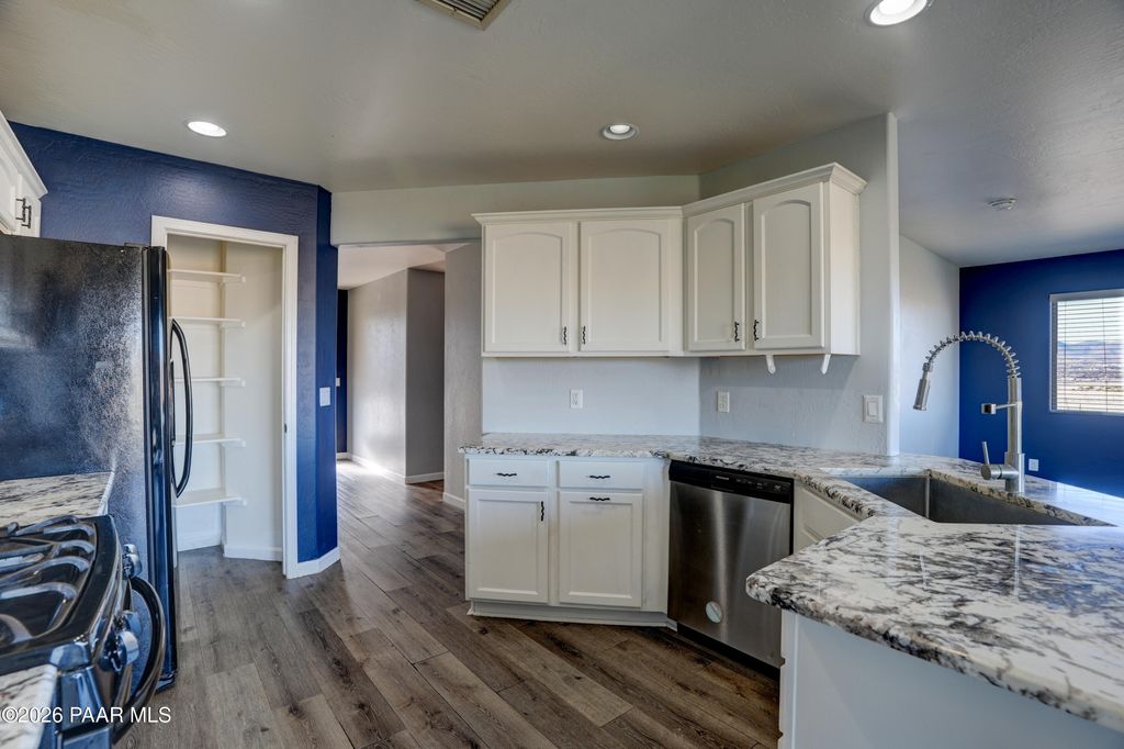 Photo of 200 N Outback Road, Dewey-Humboldt, AZ 86327 (MLS # 1080683)