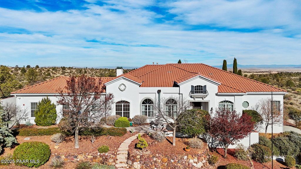 Photo of 950 Grapevine Lane, Prescott, AZ 86305 (MLS # 1078510)